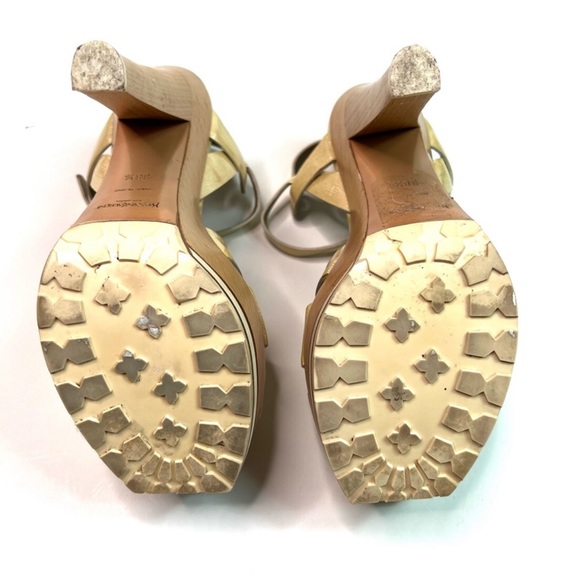 Yves Saint Laurent Tribute Wood Platform
Leather Sandals Size 38.5 - Picture 11 of 13